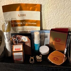 BEAUTIFUL BUNDLE: Self Care and Beauty Bundle. Only ONE Available. 💋(12 Pieces)